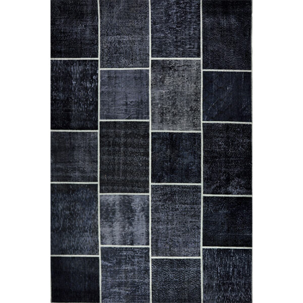 Boven aanzicht van vloerkleed ANKARA patchwork, in de kleur zwart olijf gemaakt van wol.